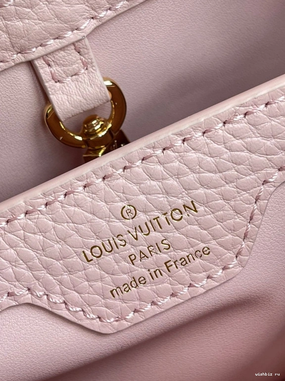 WIS CAPUCINES VUITTON LOUIS BB 1022